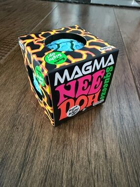 Needoh light up magma fidget ball Rare New